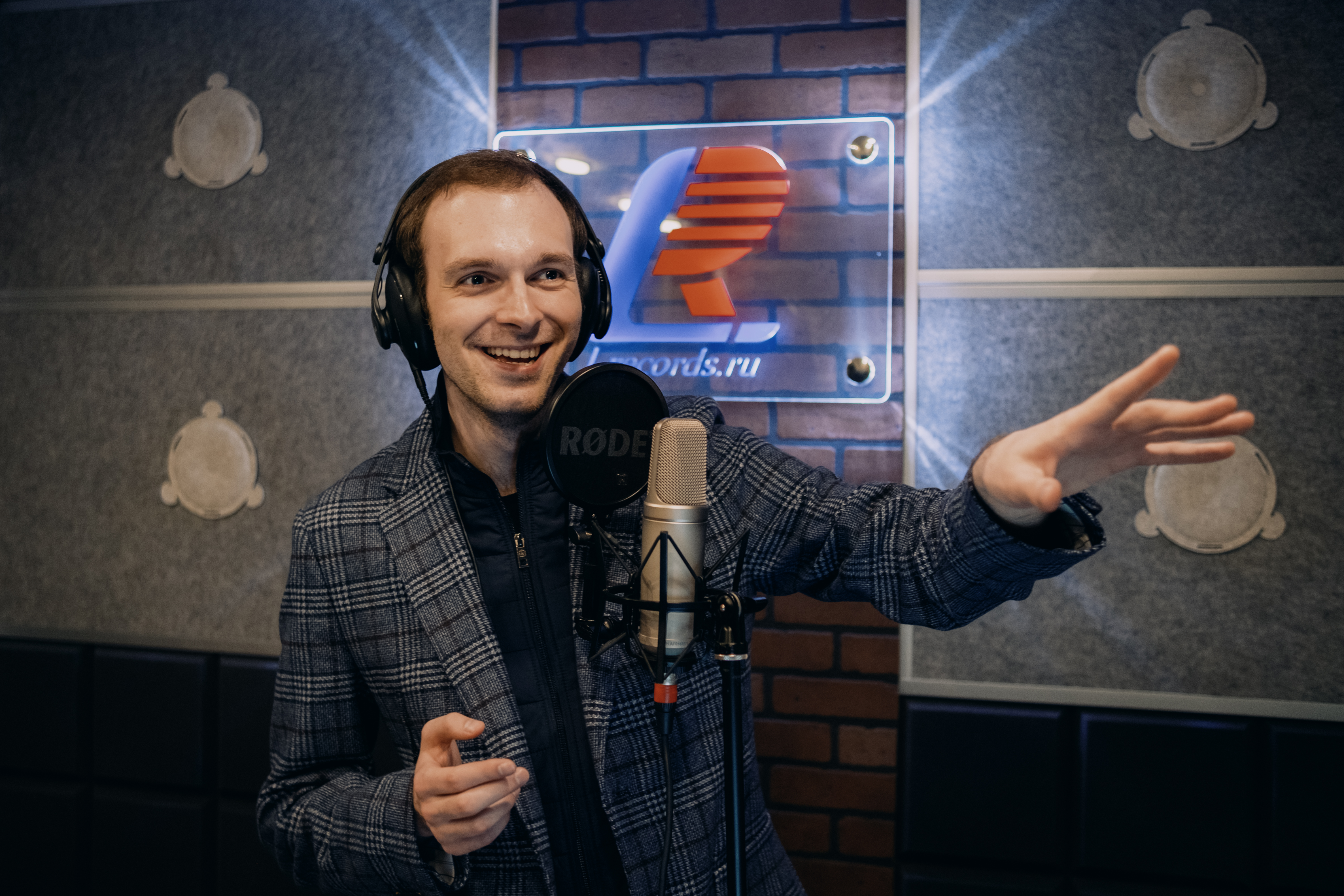 Мастер-класс по озвучке и дубляжу — Москва